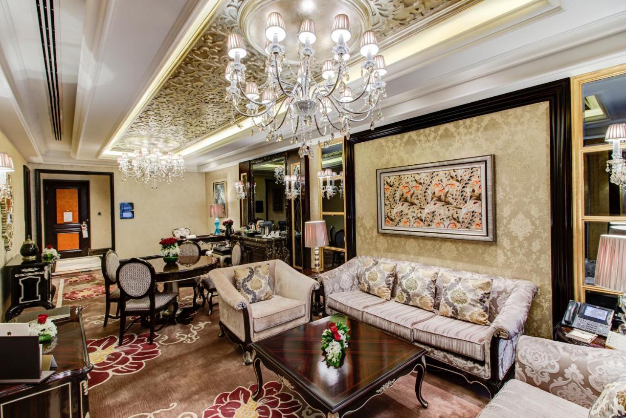 Narcissus Riyadh Hotel & Spa Exterior foto The interior of the Presidential Suite